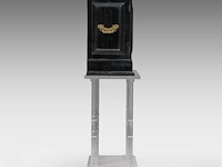 An exceptional antwerp baroque ebony and ebonised cabinet inset with painted copper panels with old testamentic scenes, ca. 1650 77 x 87 x 40 cm. (30.30 x 34 1/4 x 15 3/4 in.), with the plexi stand: 155 cm. (61.02 in.) - afbeelding 24 van  27