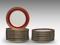 An extensive limoges porcelain service (100 pieces) - afbeelding 8 van  15