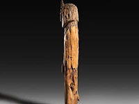 An impressive carved wooden waga memorial statue, konso people, ethiopia 130 cm. (51.17 in.) - afbeelding 2 van  6