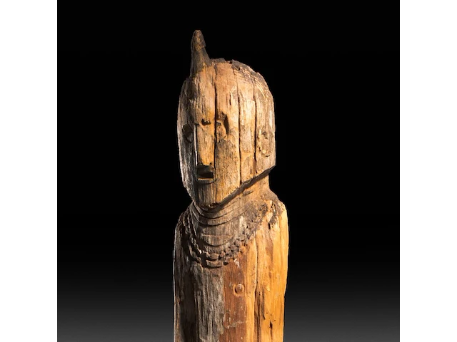 An impressive carved wooden waga memorial statue, konso people, ethiopia 130 cm. (51.17 in.) - afbeelding 5 van  6
