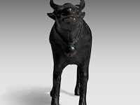 An indian bronze model of the brahman nandi bull, late 19thc, h 8,8 - l 11 cm - afbeelding 3 van  9