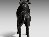 An indian bronze model of the brahman nandi bull, late 19thc, h 8,8 - l 11 cm - afbeelding 5 van  9