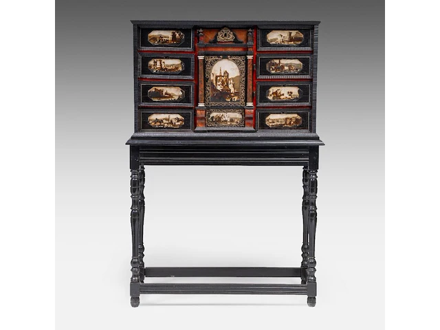 An interesting baroque cabinet-on-stand, decorated with ebony, rosewood, tortoiseshell, brass mounts and hand-painted alabaster plaques, 17thc the cabinet: 55 x 87.5 x 36 cm. (21.64 x 34.45 x 14.16 in.), with stand: 134 - afbeelding 2 van  8