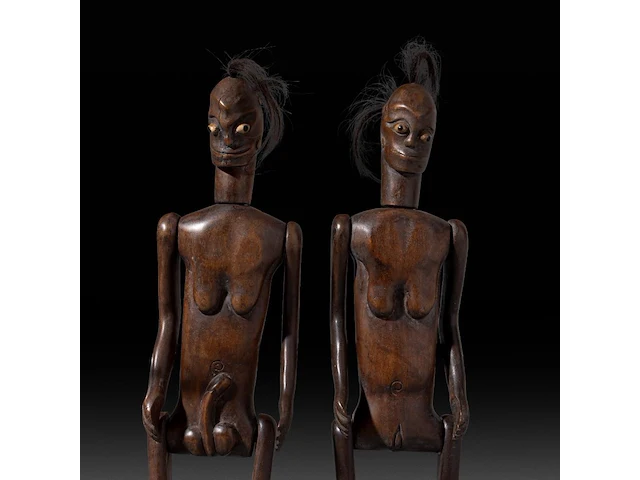 An interesting collection of traditional indonesian folk fertility items - afbeelding 3 van  9
