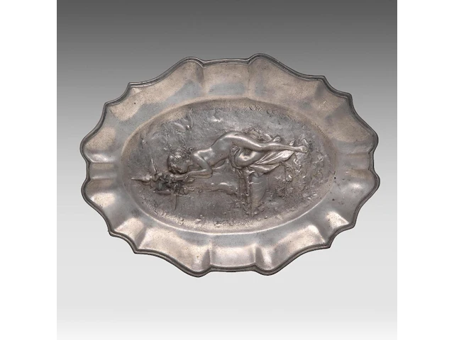 An interesting lot of three various sculptures, 19thc - afbeelding 4 van  14