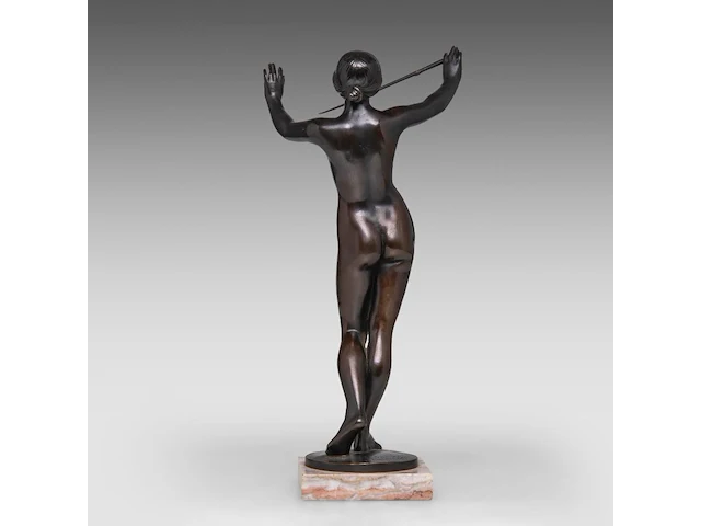 An interesting lot of three various sculptures, 19thc - afbeelding 10 van  14