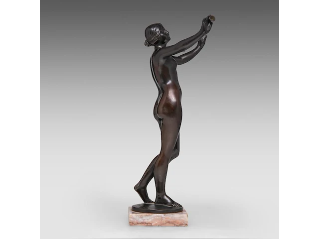 An interesting lot of three various sculptures, 19thc - afbeelding 11 van  14