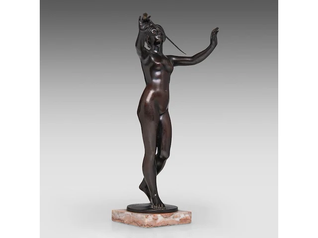 An interesting lot of three various sculptures, 19thc - afbeelding 12 van  14