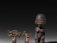 An interesting wooden hermaphrodite fertility doll, dogon, mali, h 11 cm