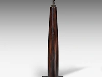 An italian design 'pia' floor lamp by romeo sozzi (1948) for promemoria, rosewood on a bronze base 170 cm. (66.93 in.) - afbeelding 4 van  5