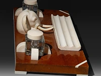 An ivory art deco inkstand, interwar period (ca. 1920), h 9,5 cm - w 37,5 cm - d 18,5 cm (+) - afbeelding 5 van  6