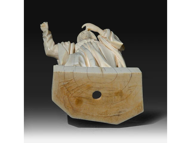 An ivory sculpture of christ with a raised right arm, french, 19thc, h 23 cm (+) - afbeelding 8 van  9