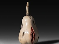 An ivory shibayama inlaid sculpture of female genitalia represented as a pear, the stem in the shape of a phallus, 19thc, h 11,5 cm - w 6,5 cm - d 5,5 cm - 223g (+)