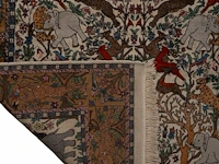An oriental woollen rug, decorated with various animals 275 x 142 cm. (108.26 x 55.90 in.) - afbeelding 3 van  6