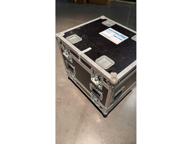 Analog way - ascender 32 4k - video - afbeelding 1 van  4