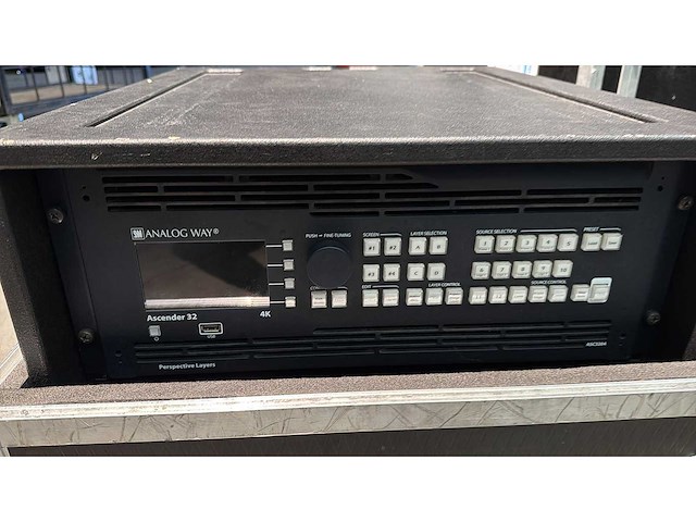 Analog way - ascender 32 4k - video - afbeelding 2 van  4