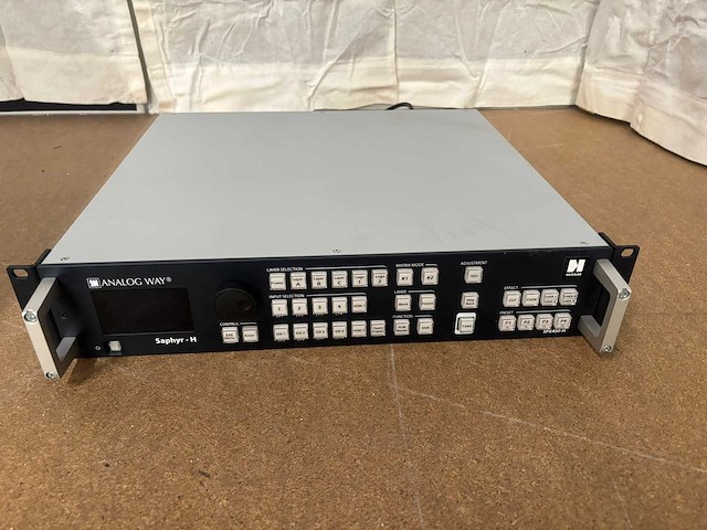 Analog way saphyr 450 - afbeelding 1 van  2