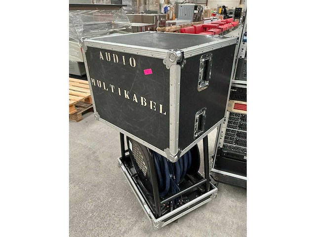 Analoge pa-/ opnamestudioset - afbeelding 9 van  9