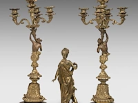 Anatole guillot (1865-1911), a neoclassical gilt bronze sculpture of diana and her hunting dog, accompanied by a pair of matching candelabra diana: 34 cm. (13.39 in.), the candelabra: 65 cm. (25.58 in.) - afbeelding 27 van  32