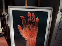 Anatomisch skelet met extra schedel, ronde salontafel met wit blad, 2 ronde bijzettafels met wit blad, ventilator aerian, 7 wandversieringen, partij stipverhalen suske & wiske, 2 vazen - afbeelding 8 van  19