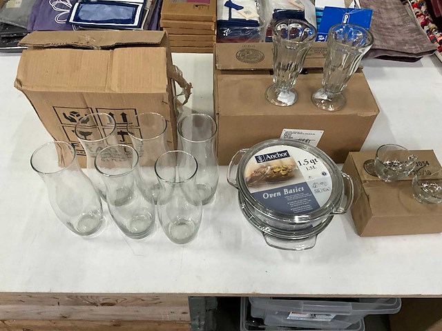 Anchor hocking mix kavel glaswerk - afbeelding 1 van  11