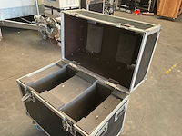 Andere toneelrekwisieten - lege flycase met schuim - afbeelding 3 van  12