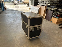 Andere toneelrekwisieten - lege flycase met schuim - afbeelding 6 van  12