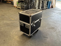 Andere toneelrekwisieten - lege flycase met schuim - afbeelding 7 van  12