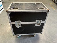 Andere toneelrekwisieten - lege flycase met schuim - afbeelding 8 van  12