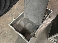 Andere toneelrekwisieten - lege vliegkoffer - afbeelding 3 van  12