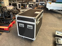 Andere toneelrekwisieten - lege vliegkoffer - afbeelding 1 van  9