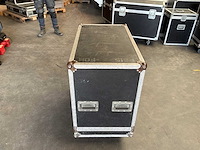 Andere toneelrekwisieten - lege vliegkoffer - afbeelding 8 van  8