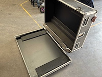 Andere toneelrekwisieten - lege vliegkoffer - afbeelding 7 van  7