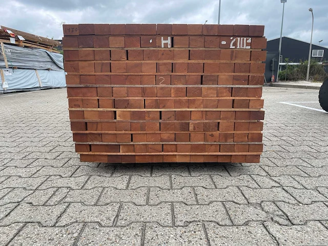 Angelim pedra regels geschaafd 2500x68x45mm (78x) - afbeelding 3 van  3