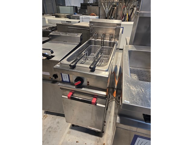 Angelo po - afbeelding 2 van  10