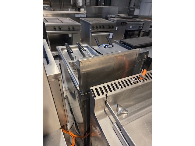 Angelo po - afbeelding 3 van  10