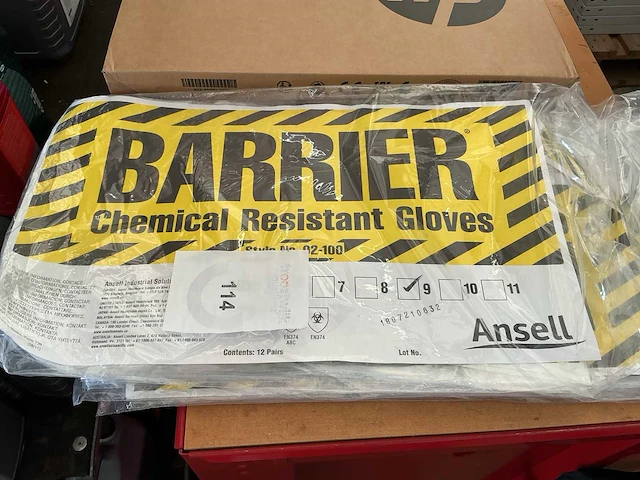 Ansell barrier partii chemische werkhandschoen (60x) - afbeelding 2 van  2