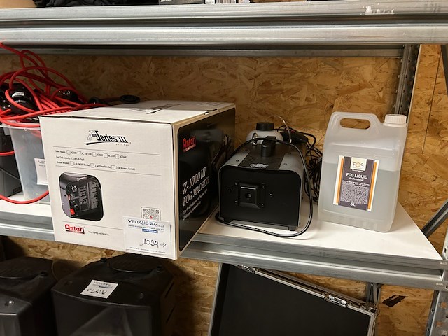 Antari rookmachine - afbeelding 1 van  6