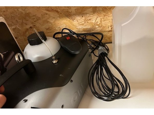 Antari rookmachine - afbeelding 3 van  6