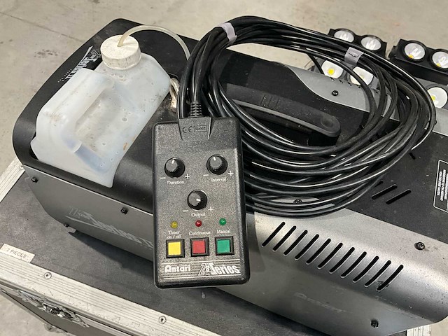 Antari z1200 serie ii mistgenerator - afbeelding 5 van  5