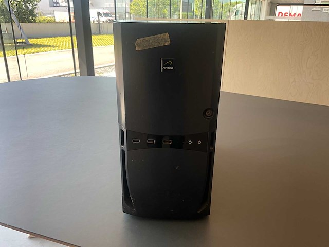 Antec design desktop pc - afbeelding 1 van  3