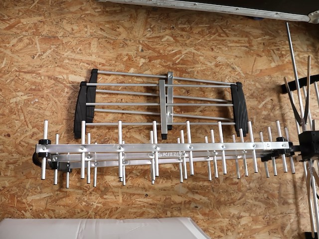 Antenne - afbeelding 3 van  3