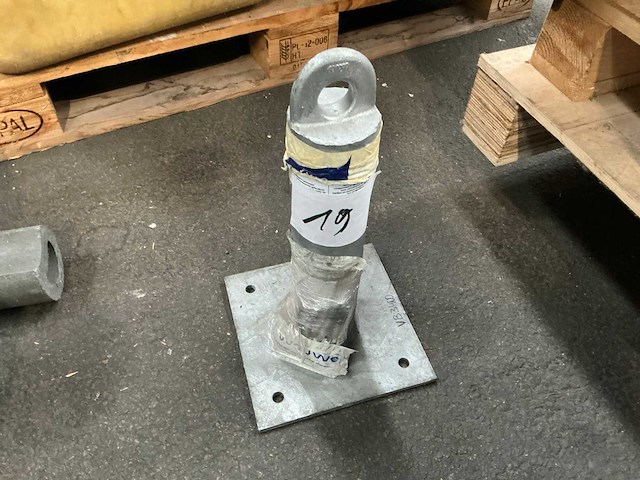 Anti diefstal paal - afbeelding 1 van  4