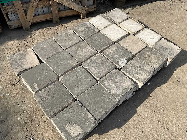 Antic blocs natuursteen tuintegels ca.3,84m2 - afbeelding 1 van  2