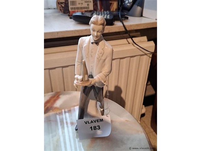 Antiek beeldje - afbeelding 1 van  2