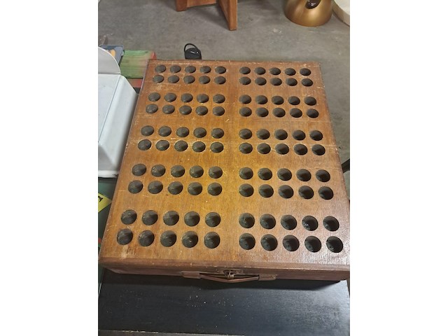 Antiek bordspel in hout h 530 mm b 460 mm d 100 mm - afbeelding 1 van  5