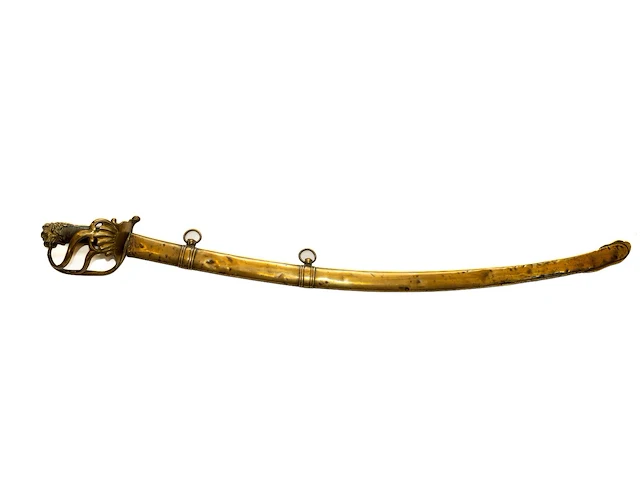 Antiek cavaleriesabel met koperen/messing schede,... - afbeelding 1 van  4