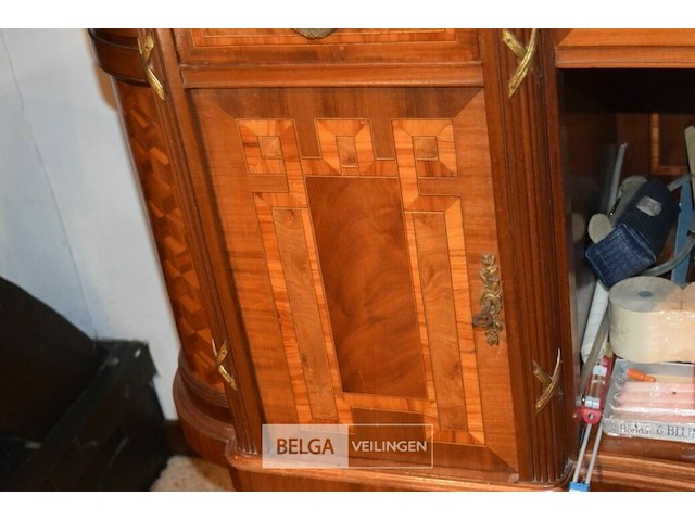 Antiek dressoir in neoklassieke stijl met marmeren blad - afbeelding 4 van  4