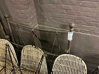 Antiek hoofd en voetbord - afbeelding 1 van  3