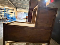 Antiek hout kinderbedje - afbeelding 2 van  5